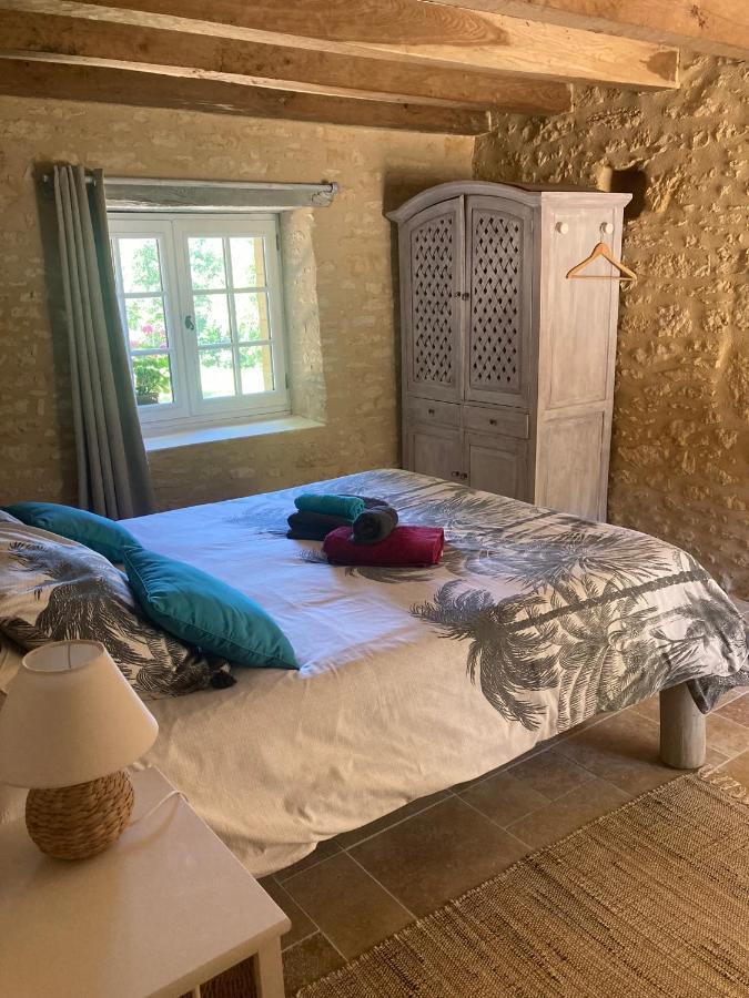 Villa Logis Des 4 Fees Et Son Bain Nordique Sainte-Nathalène Exterior foto
