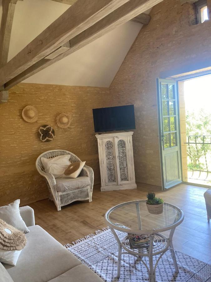 Villa Logis Des 4 Fees Et Son Bain Nordique Sainte-Nathalène Exterior foto